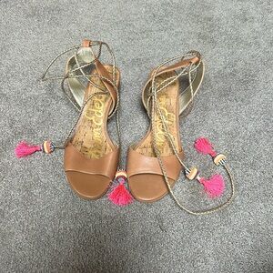 Sam Edelmon tie sandal